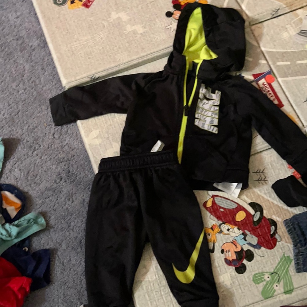 Nike track suit